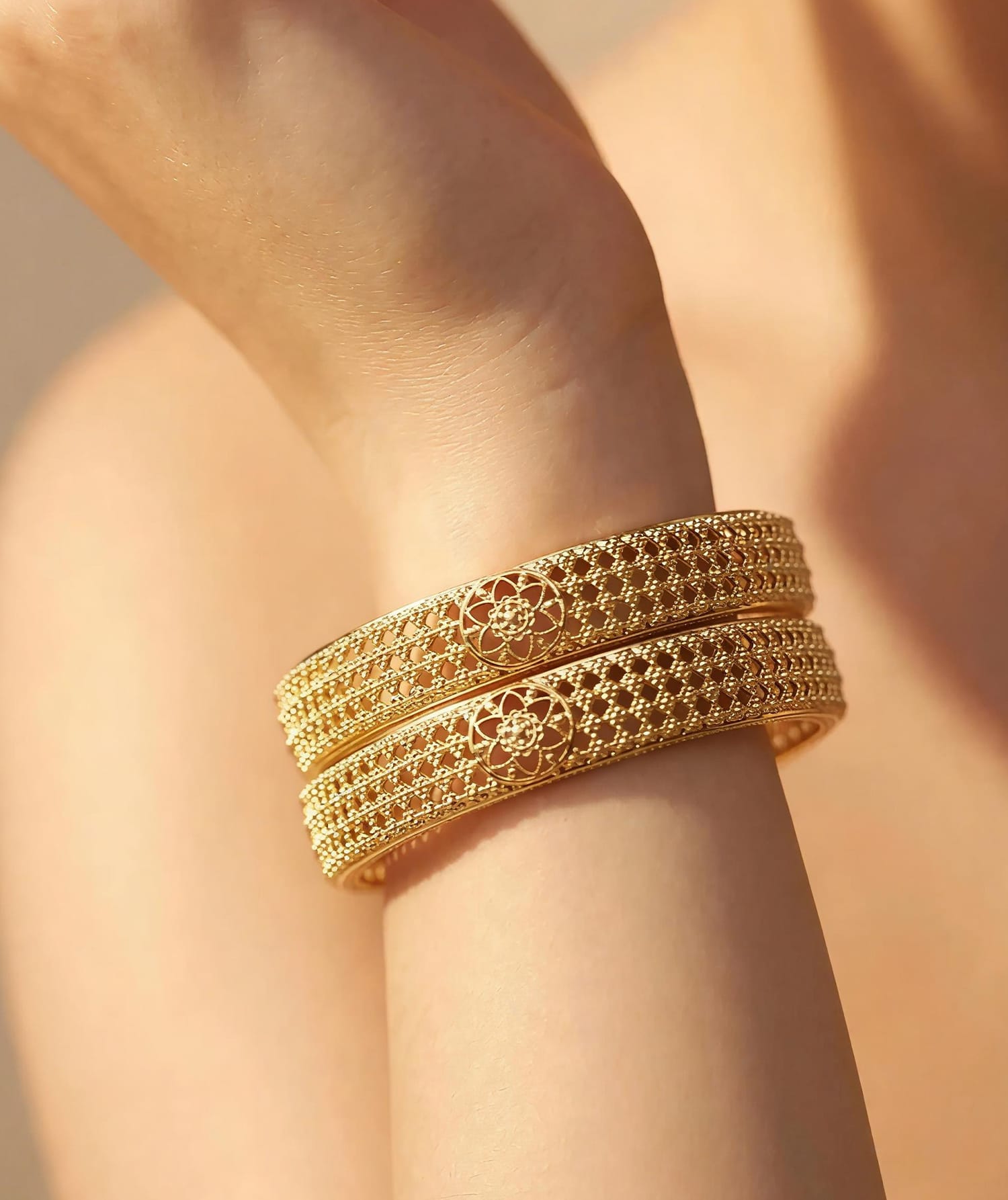 Floral Jaali Pattern Metallic Kara Set of 2 for Women