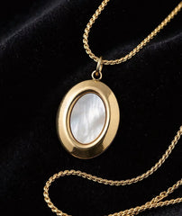 Oval Shell Pendant Chain | Gold Necklace with Pearly White Stone