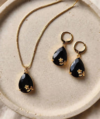 Pear Cut Floral Locket Set | Gold Chain & Drop Earrings