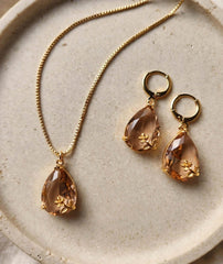 Pear Cut Floral Locket Set | Gold Chain & Drop Earrings